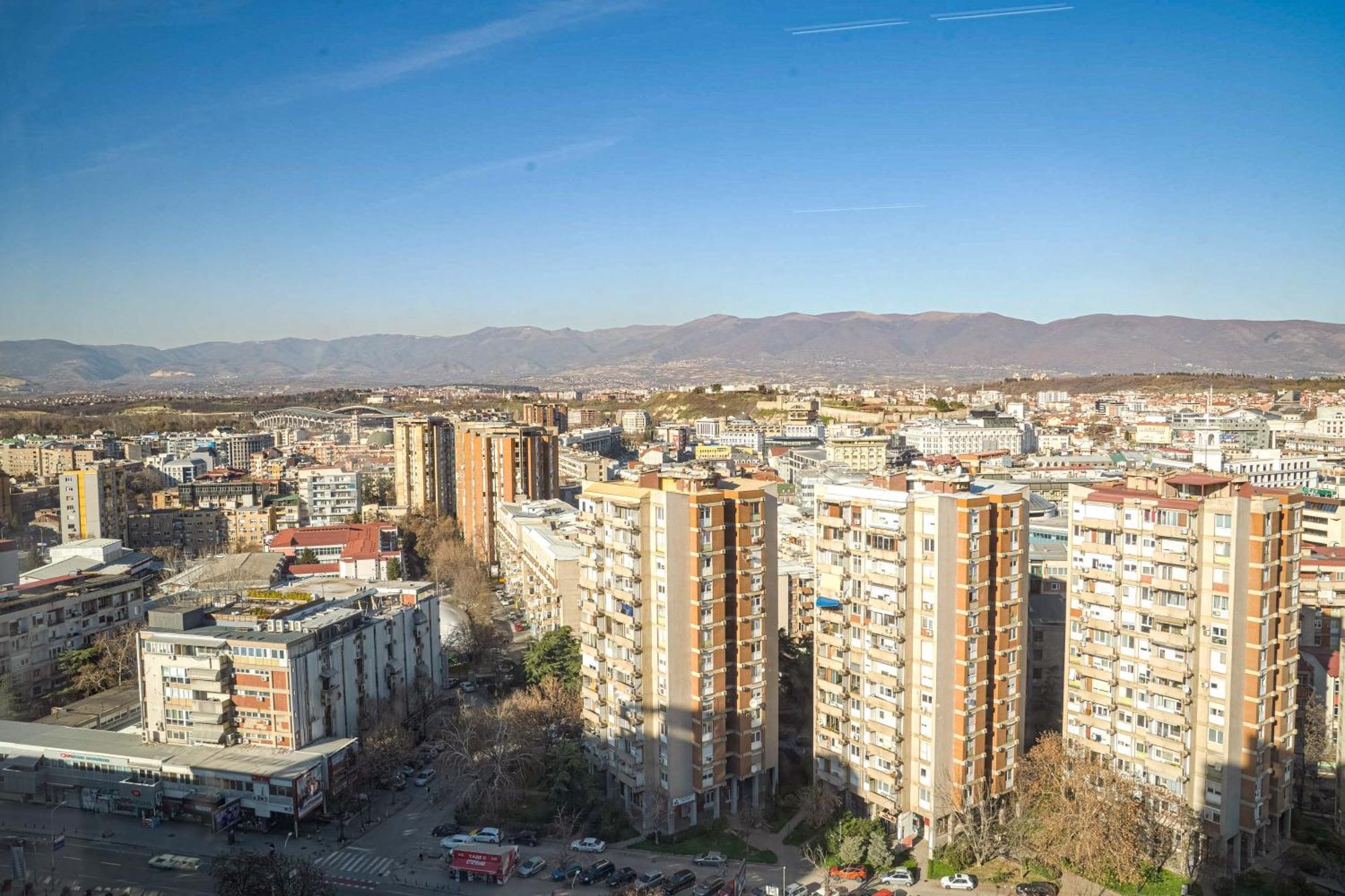 180° View Apartment In Diamond Building Escópia Exterior foto